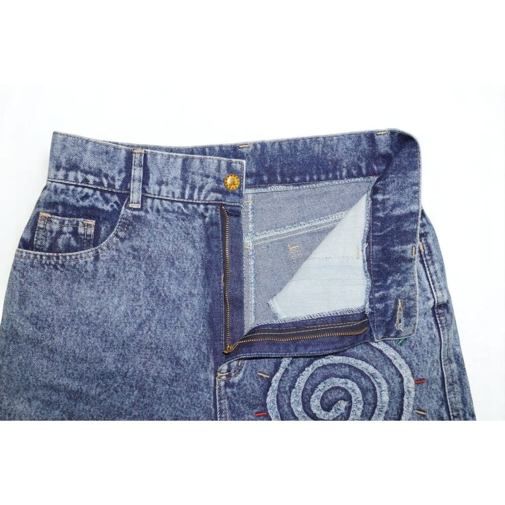 Vintage Jit & Co Spiral Embroidered Denim Shorts Size 14 High Rise Acid Wash Y2K - Picture 5 of 6